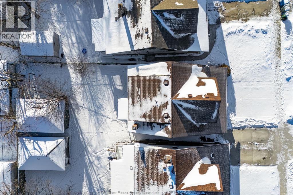 366 Rankin, Windsor, Ontario  N9B 2R7 - Photo 43 - 26001762