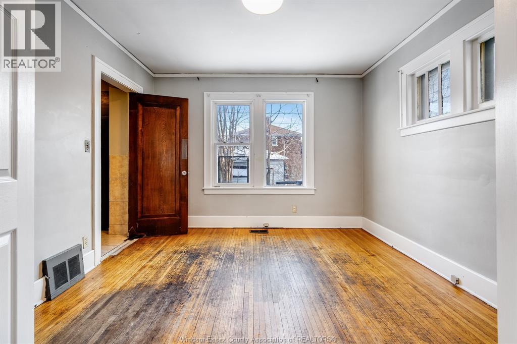 366 Rankin, Windsor, Ontario  N9B 2R7 - Photo 7 - 26001762