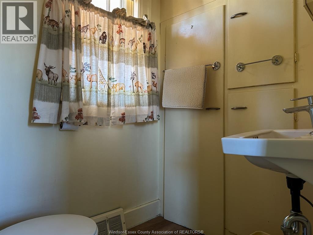 254 Esdras, Windsor, Ontario  N8S 2M5 - Photo 12 - 26001731