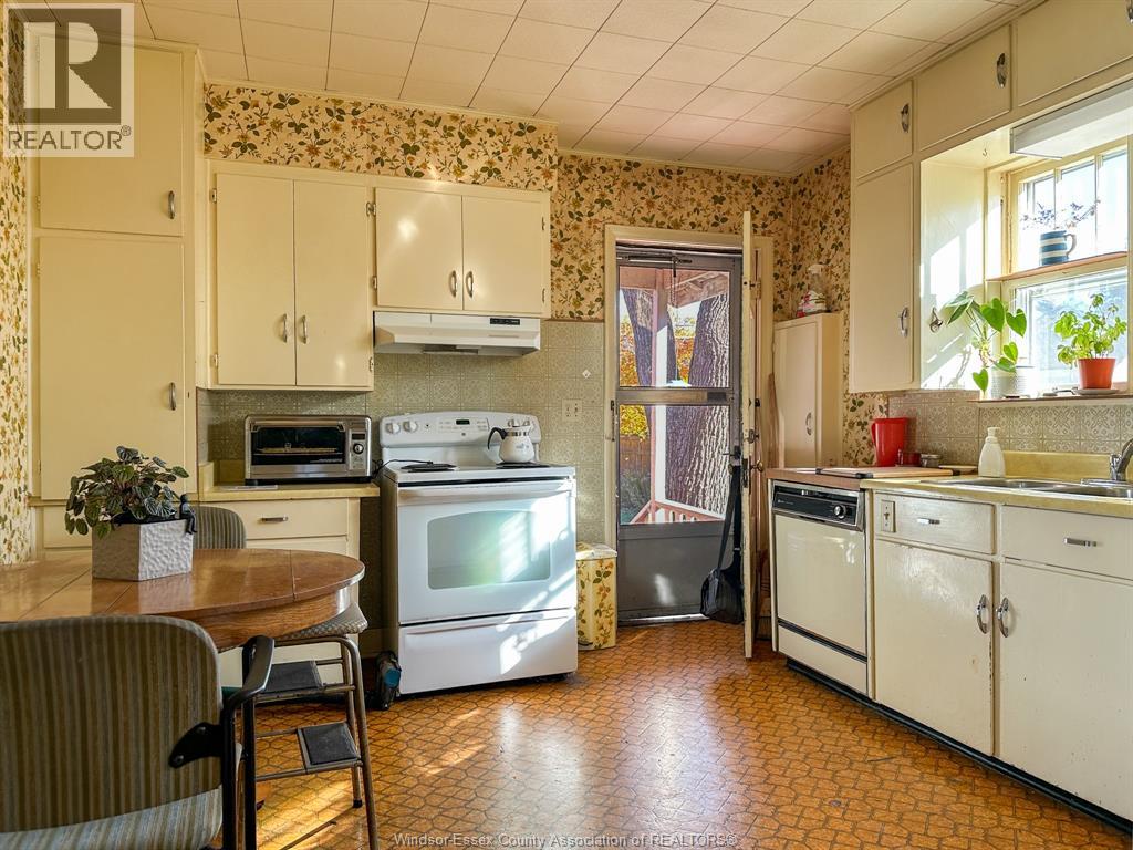 254 Esdras, Windsor, Ontario  N8S 2M5 - Photo 9 - 26001731