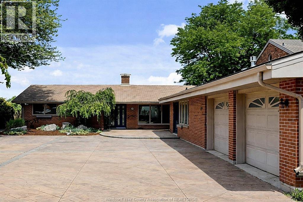 8280 Riverside Dr East, Windsor, Ontario