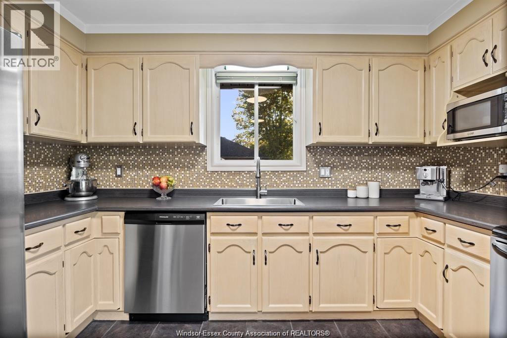 640 Delaware, Lasalle, Ontario  N9J 3J8 - Photo 11 - 26001901