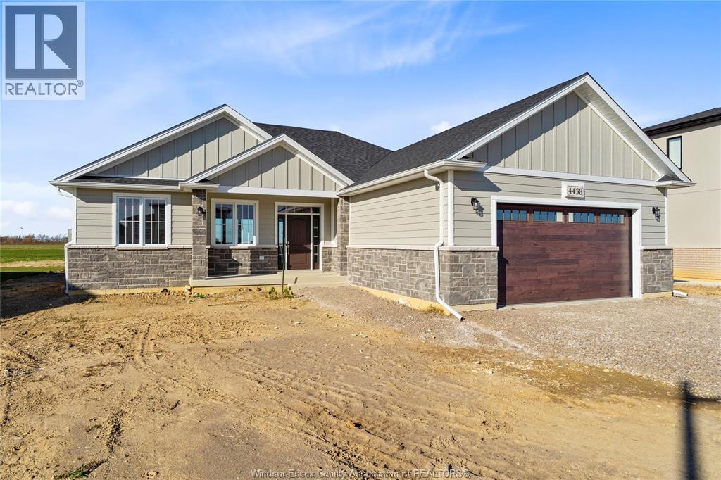 4438 BELMONT, Comber, Ontario