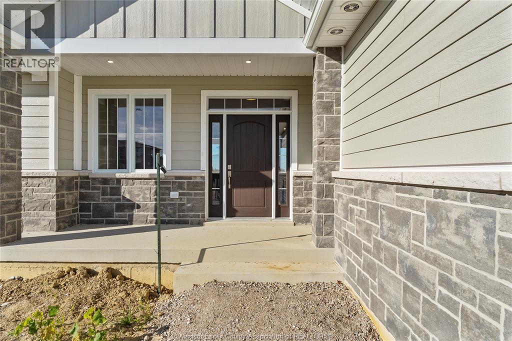 4438 Belmont, Comber, Ontario  N0R 1A0 - Photo 4 - 26001888