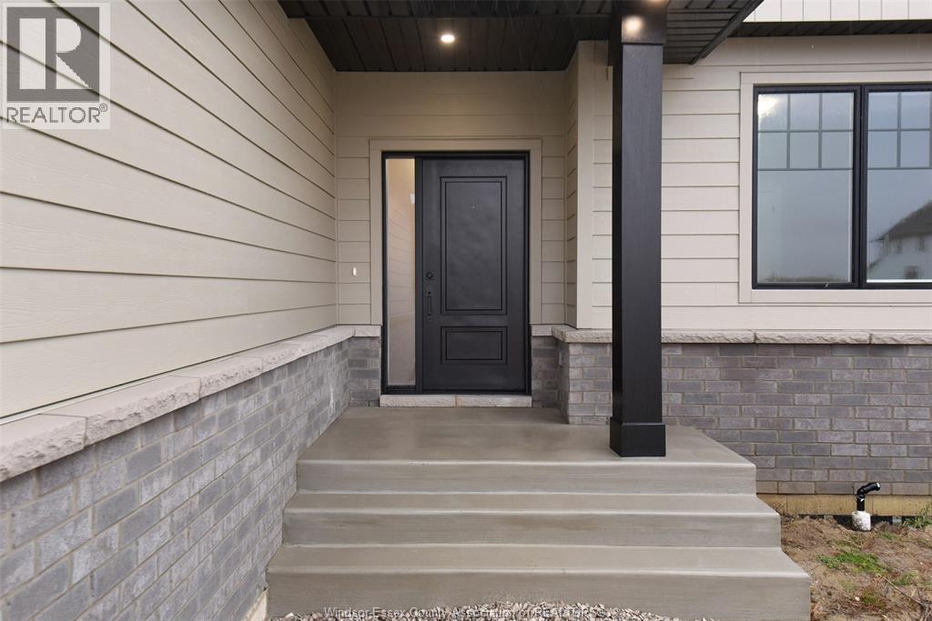 53 Belleview, Kingsville, Ontario  N0R 1B0 - Photo 4 - 26001922