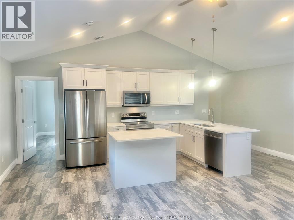 170 Gore Unit# Upper, Amherstburg, Ontario  N9V 1L2 - Photo 3 - 26001917