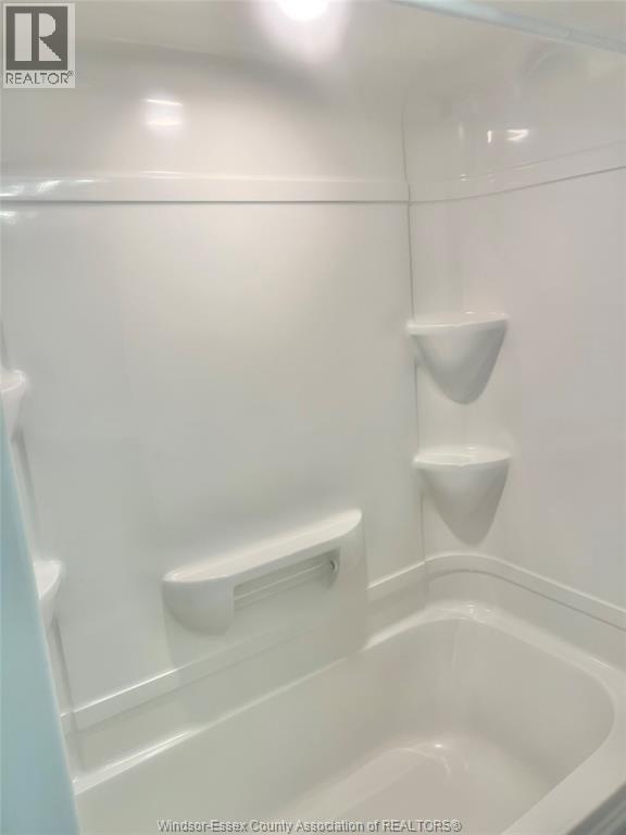 170 Gore Unit# Upper, Amherstburg, Ontario  N9V 1L2 - Photo 9 - 26001917