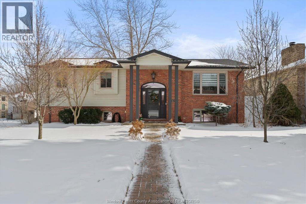 405 STATE STREET, LaSalle, Ontario