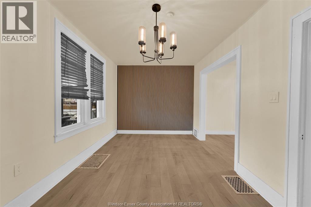 1127 Wellington Avenue, Windsor, Ontario  N9A 5K2 - Photo 5 - 26001900