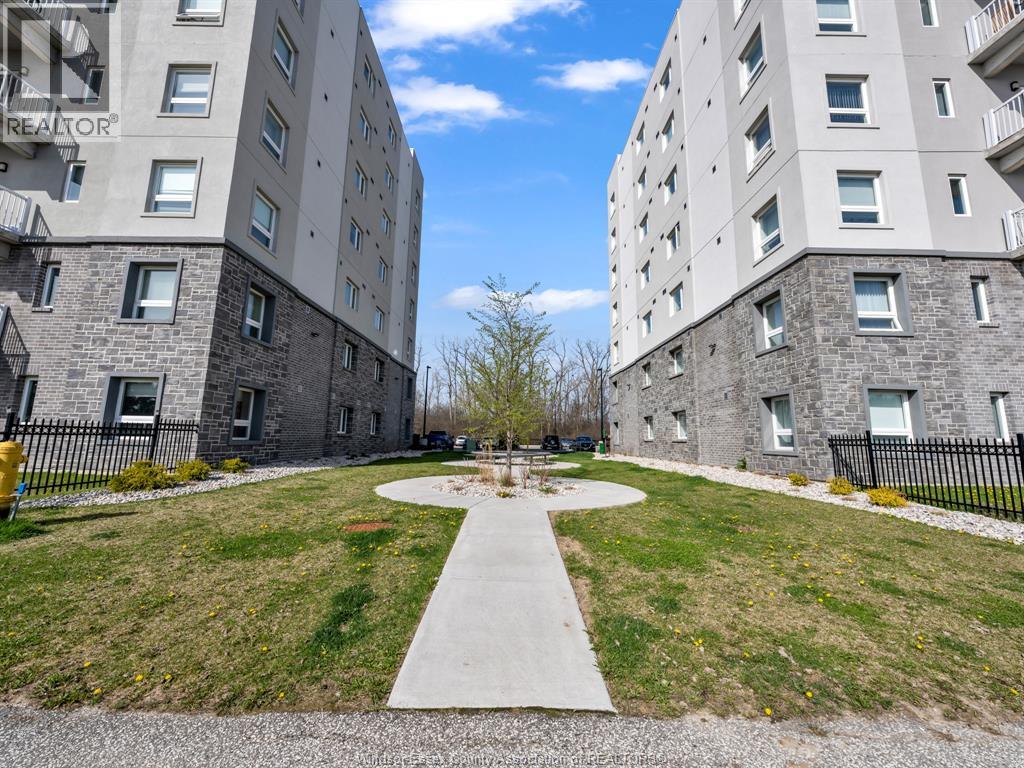 1675 Banwell Unit# 104, Windsor, Ontario  N8P 0G6 - Photo 4 - 26002056