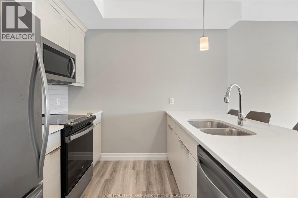 728 Brownstone Drive Unit# 201, Tecumseh, Ontario  N9K 0C4 - Photo 6 - 26002054