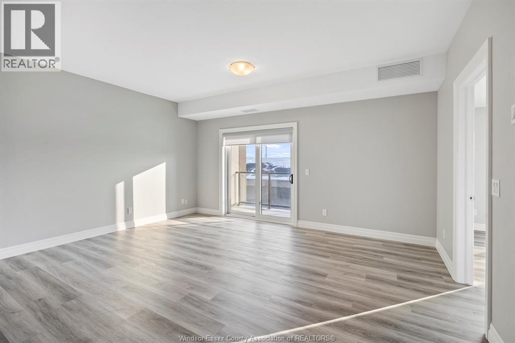 728 Brownstone Drive Unit# 201, Tecumseh, Ontario  N9K 0C4 - Photo 8 - 26002054