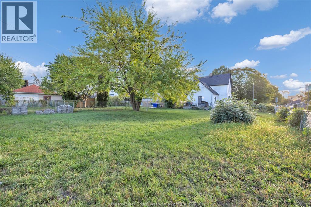 304 Langlois Avenue, Windsor, Ontario  N9A 2G1 - Photo 25 - 26002033