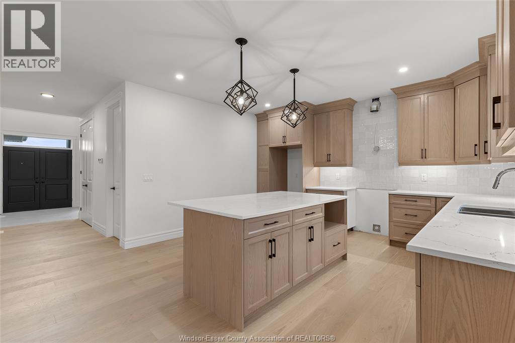 357 Marla Crescent, Lakeshore, Ontario  N0R 1A0 - Photo 12 - 26002128