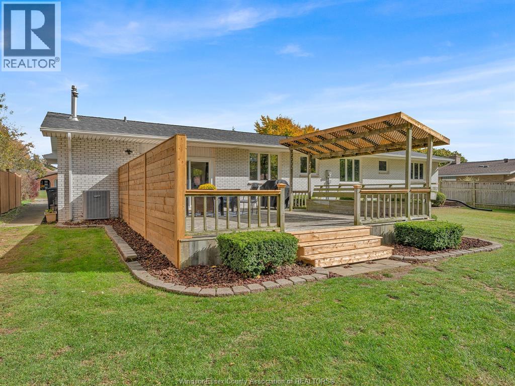 1367 Oxford Avenue, Kingsville, Ontario  N9Y 2S8 - Photo 39 - 26002158