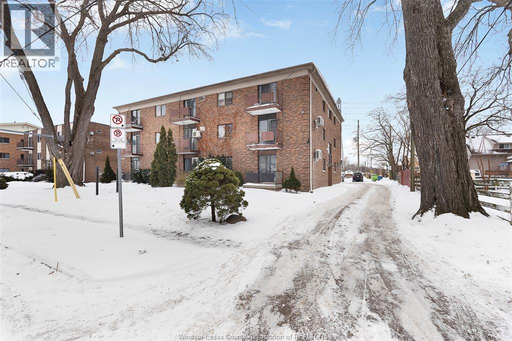 1655 Rooney STREET, Windsor, Ontario
