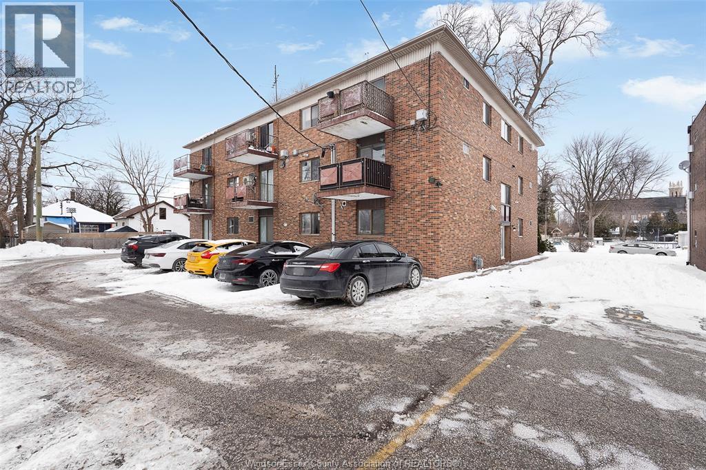 1655 Rooney Street, Windsor, Ontario  N9B 1L1 - Photo 2 - 26002108