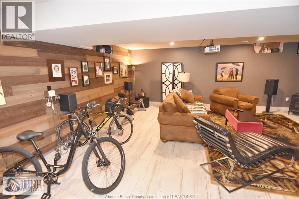 304 Carole Court, Lakeshore, Ontario  N0R 1A0 - Photo 35 - 26002223