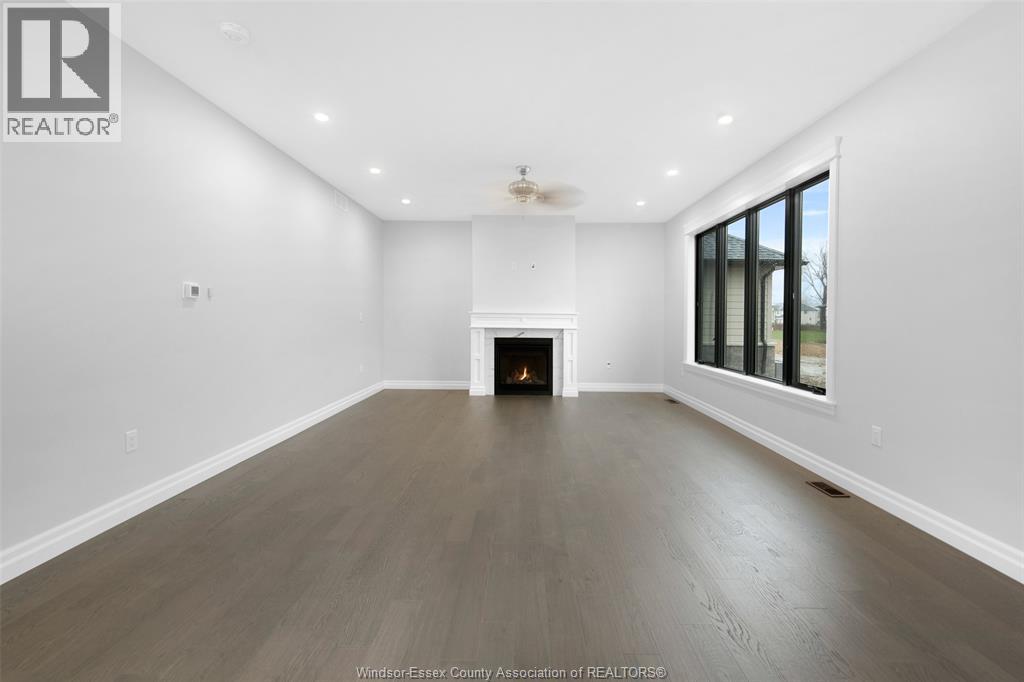 251 Dolores Street, Essex, Ontario  N8M 0C5 - Photo 14 - 26002329