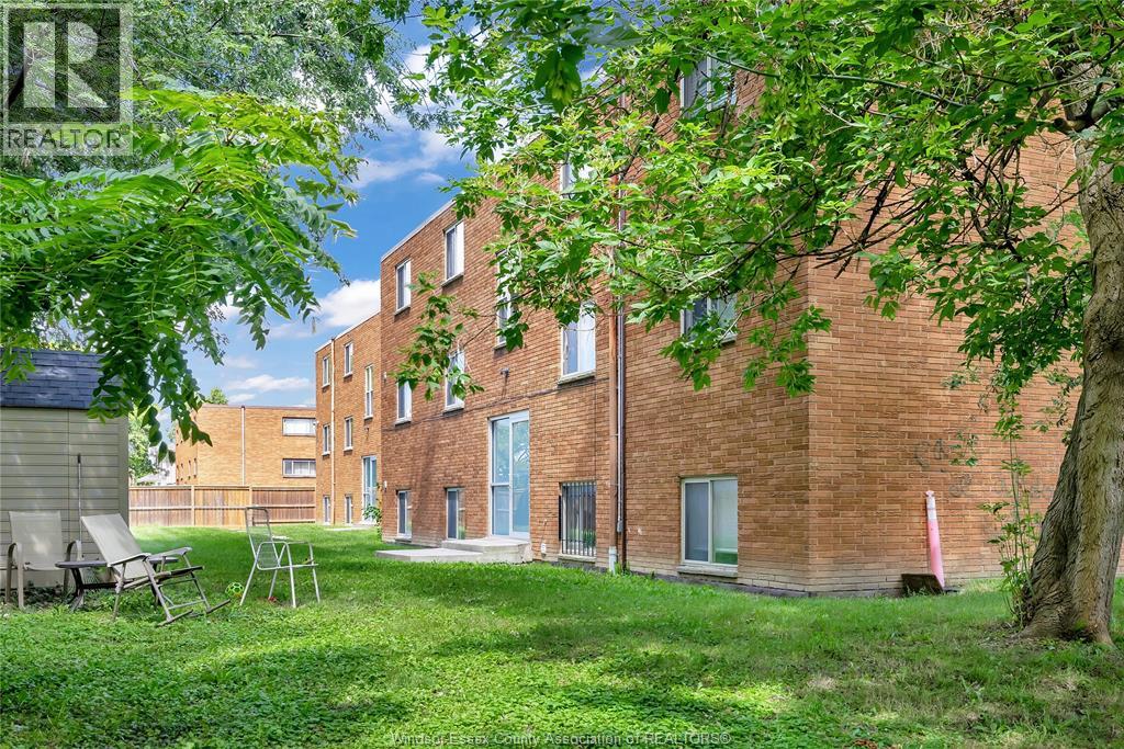 2490 Rivard Avenue Unit# 12, Windsor, Ontario  N8T 2H2 - Photo 26 - 26002355