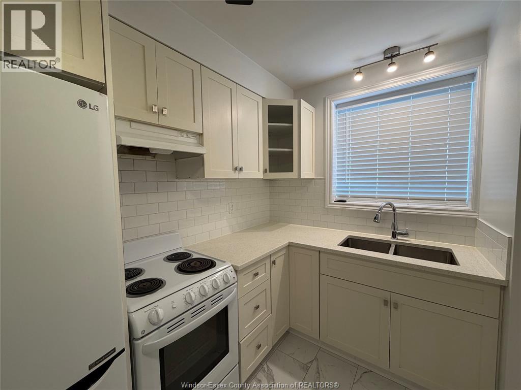2490 Rivard Avenue Unit# 12, Windsor, Ontario  N8T 2H2 - Photo 5 - 26002355