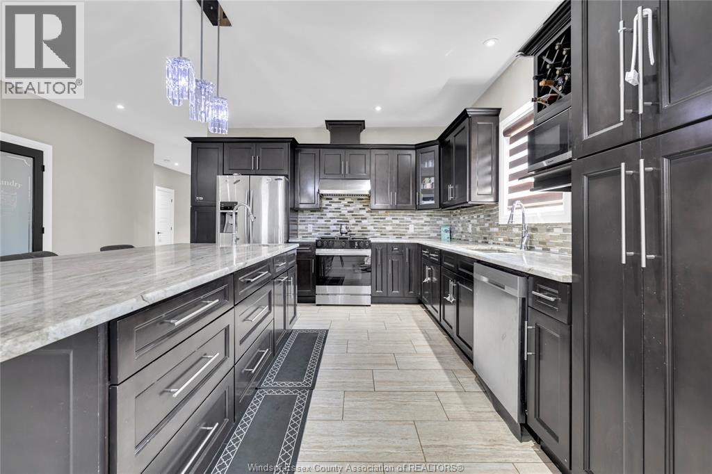 498 Sacred Heart Drive, Lasalle, Ontario  N9J 0A6 - Photo 10 - 26002350