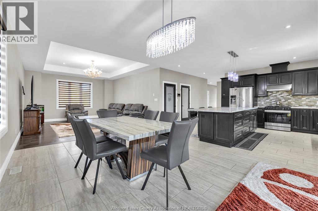 498 Sacred Heart Drive, Lasalle, Ontario  N9J 0A6 - Photo 13 - 26002350