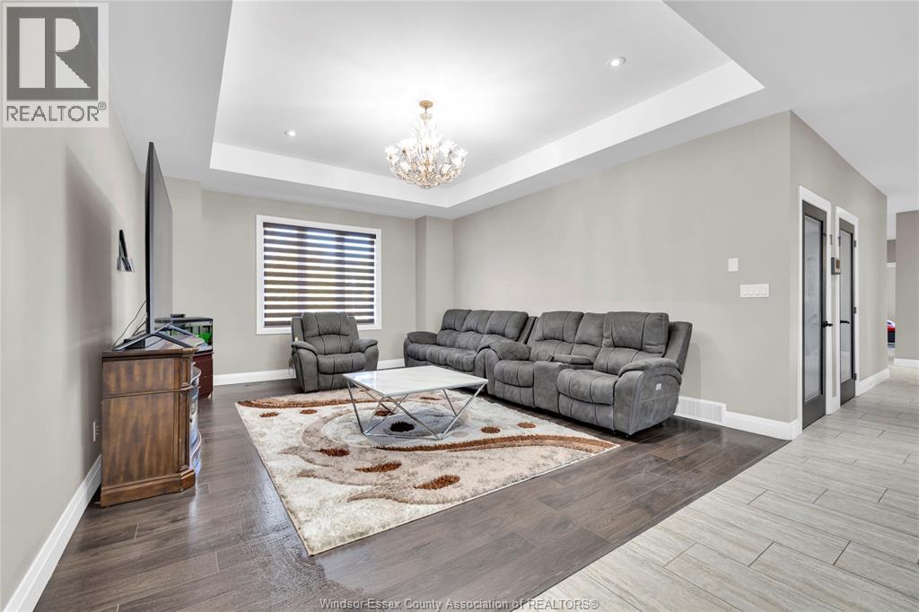 498 Sacred Heart Drive, Lasalle, Ontario  N9J 0A6 - Photo 14 - 26002350