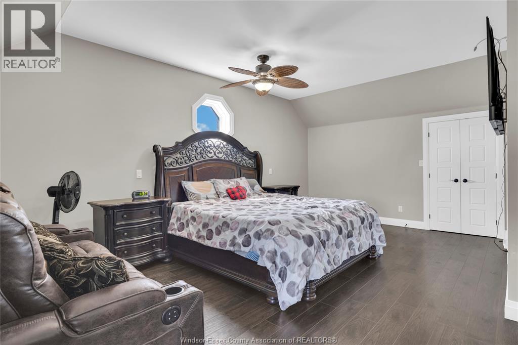 498 Sacred Heart Drive, Lasalle, Ontario  N9J 0A6 - Photo 17 - 26002350