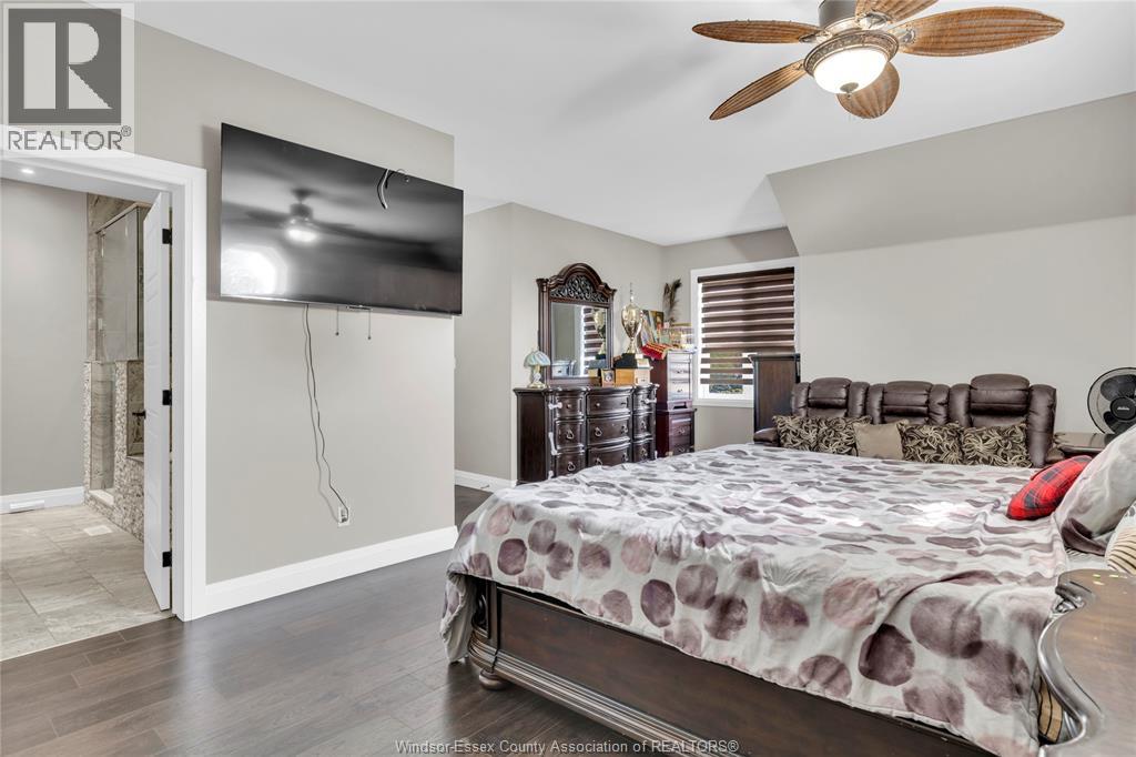 498 Sacred Heart Drive, Lasalle, Ontario  N9J 0A6 - Photo 18 - 26002350