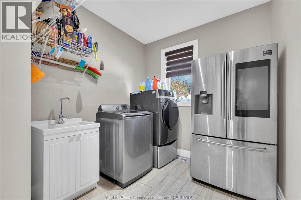 498 Sacred Heart Drive, Lasalle, Ontario  N9J 0A6 - Photo 29 - 26002350