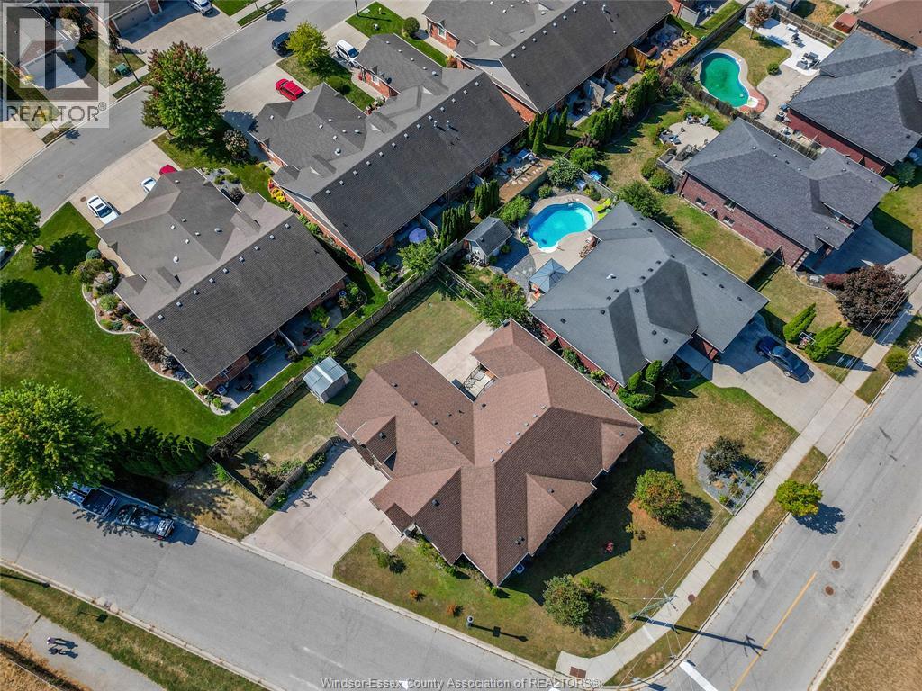 498 Sacred Heart Drive, Lasalle, Ontario  N9J 0A6 - Photo 49 - 26002350