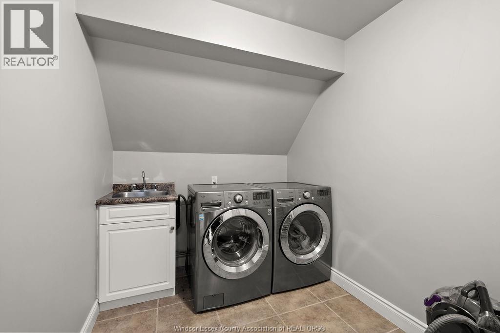 1073 Regency Crescent, Lakeshore, Ontario  N0R 1A0 - Photo 28 - 26002366