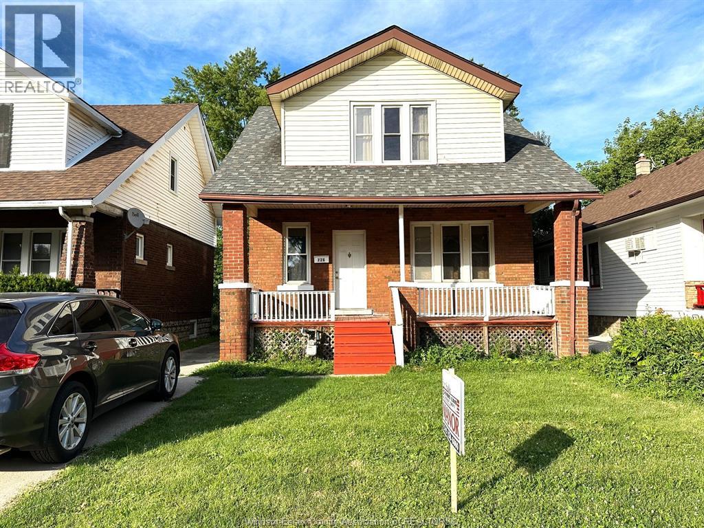 726 PARTINGTON, Windsor, Ontario