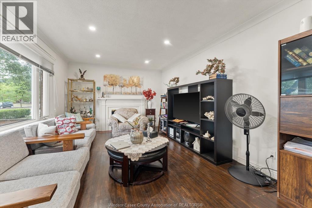 5188 Wyandotte, Windsor, Ontario  N8S 1L2 - Photo 6 - 26002373