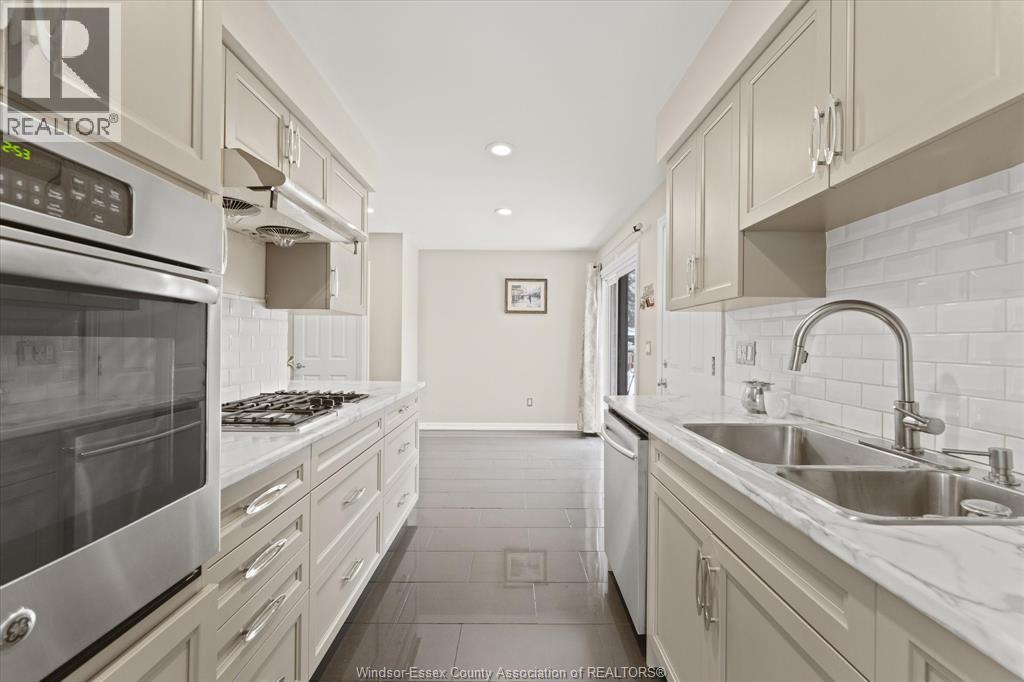 386 Woodridge, Tecumseh, Ontario  N8N 3A8 - Photo 9 - 26002508