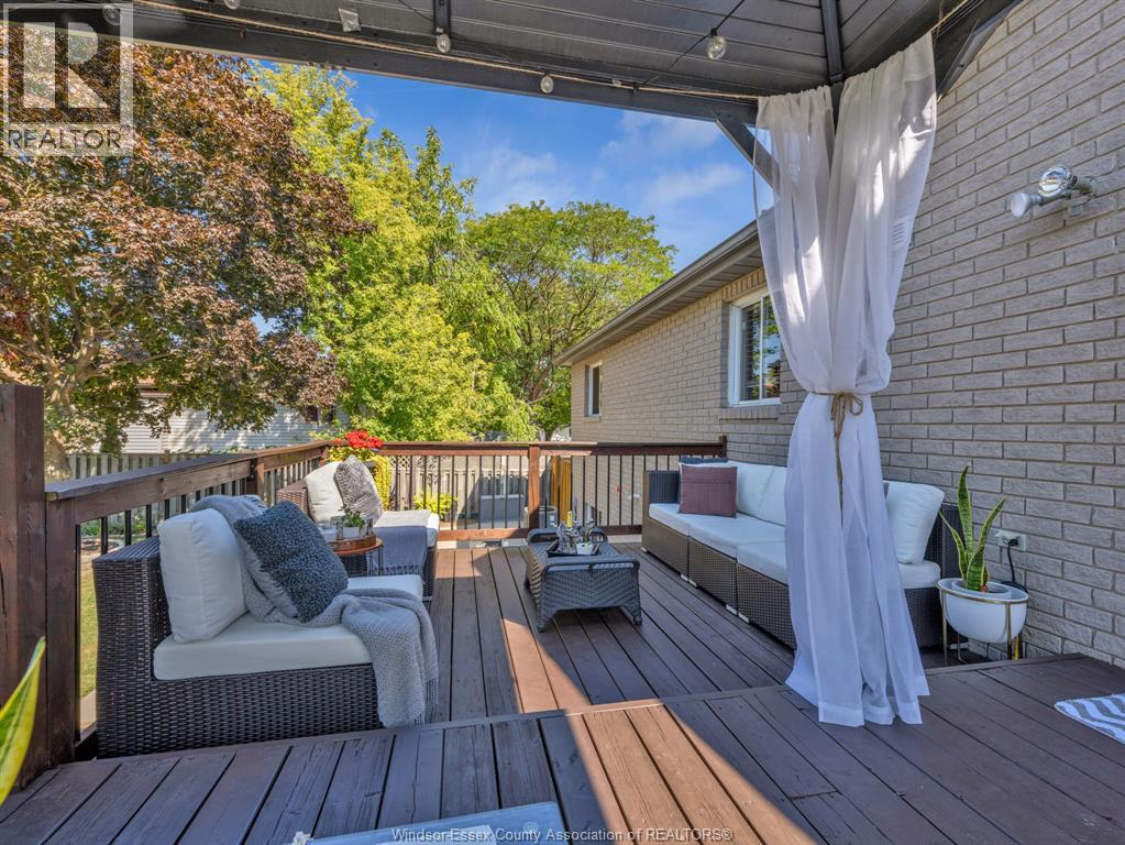 3157 Robinet, Windsor, Ontario  N8R 1P7 - Photo 11 - 26002541