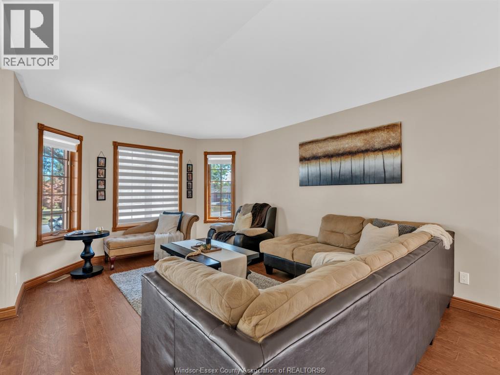 3157 Robinet, Windsor, Ontario  N8R 1P7 - Photo 20 - 26002541