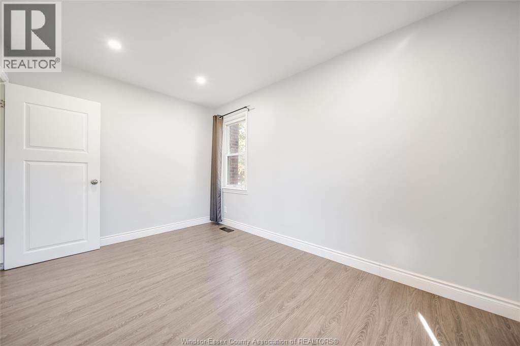 3162 Curry Avenue, Windsor, Ontario  N9E 2T3 - Photo 17 - 26002495