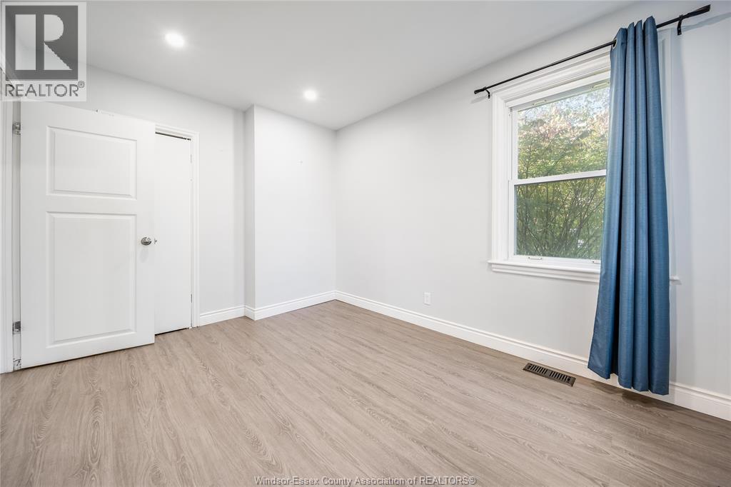 3162 Curry Avenue, Windsor, Ontario  N9E 2T3 - Photo 19 - 26002495