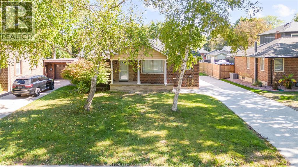 3162 Curry Avenue, Windsor, Ontario  N9E 2T3 - Photo 2 - 26002495