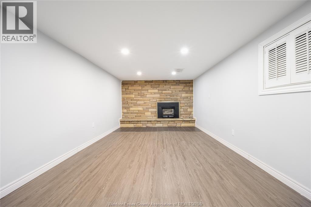 3162 Curry Avenue, Windsor, Ontario  N9E 2T3 - Photo 30 - 26002495