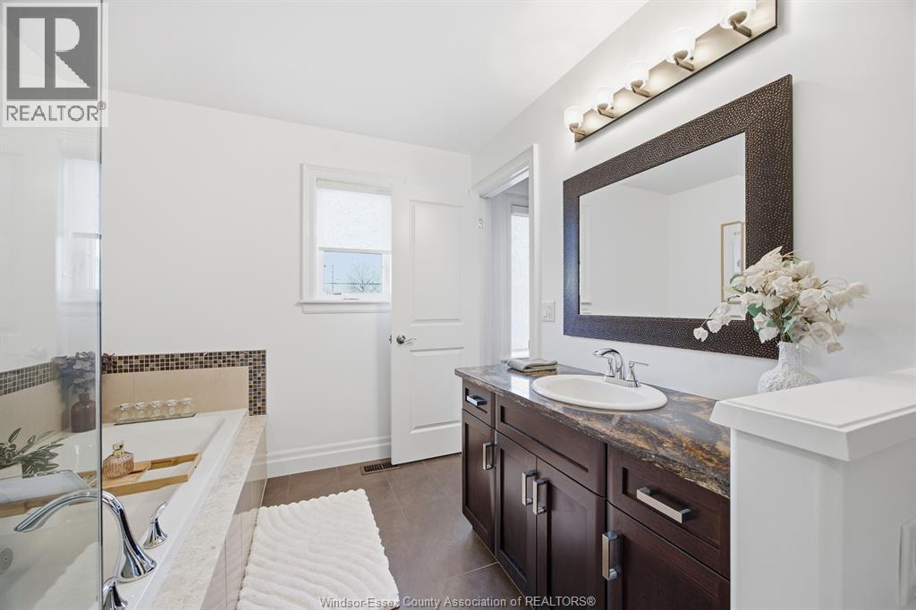 425 Superior Street, Lasalle, Ontario  N9J 3Z5 - Photo 18 - 26002546