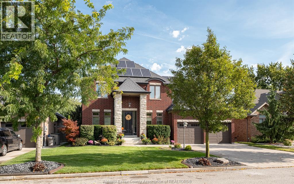 425 Superior Street, Lasalle, Ontario  N9J 3Z5 - Photo 2 - 26002546