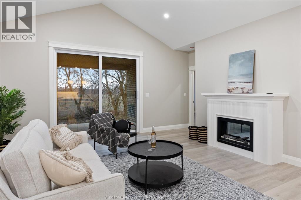 77 Pereira Drive, Harrow, Ontario  N0R 1G0 - Photo 13 - 26002565