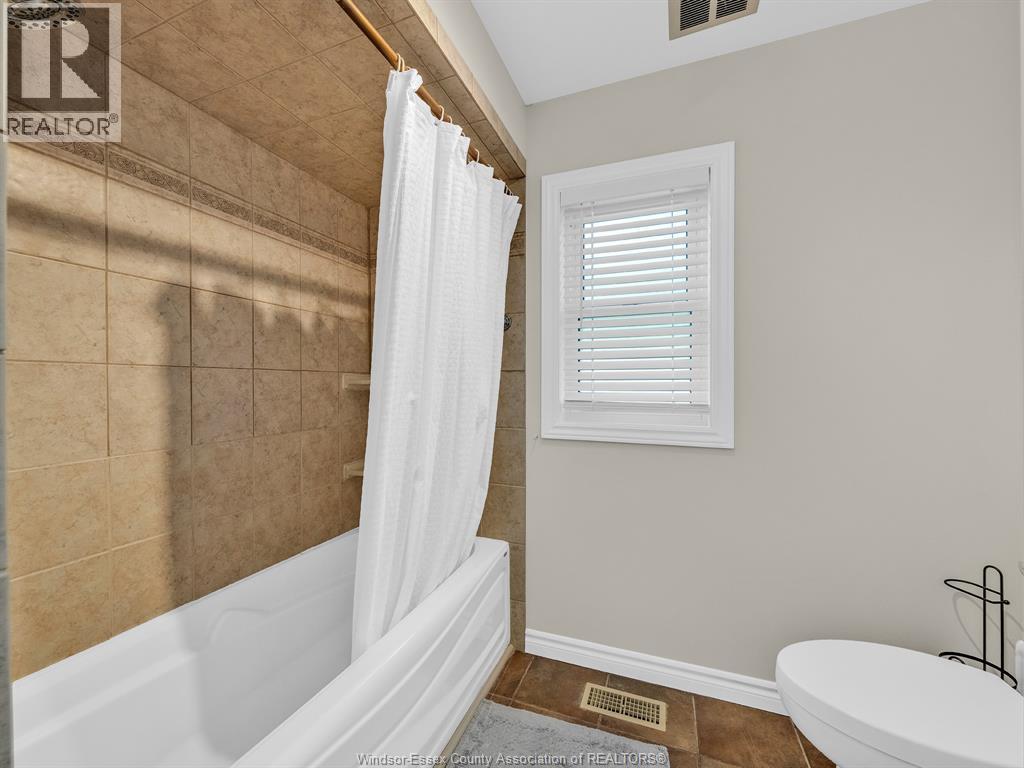 7 Longbeach Drive, Leamington, Ontario  N8H 4H9 - Photo 20 - 26002568