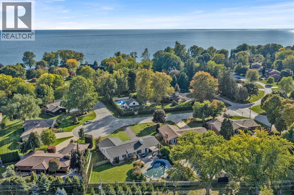 7 Longbeach Drive, Leamington, Ontario  N8H 4H9 - Photo 4 - 26002568