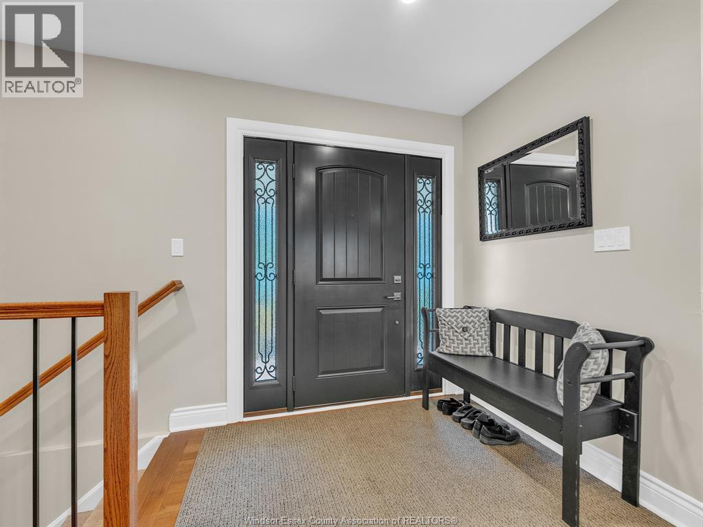 7 Longbeach Drive, Leamington, Ontario  N8H 4H9 - Photo 7 - 26002568