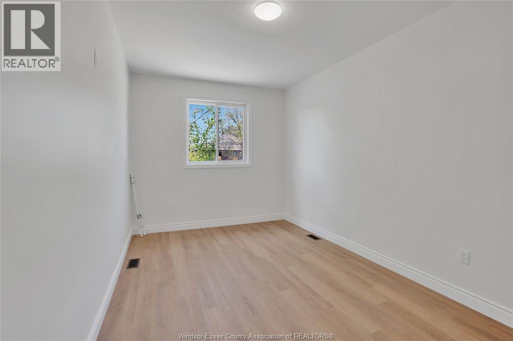 720 Grand Marais East Unit# Upper, Windsor, Ontario  N8X 3H8 - Photo 13 - 26002611