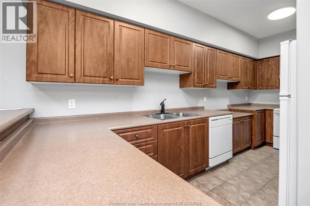 200 Manning Unit# 410, Tecumseh, Ontario  N8N 0A8 - Photo 7 - 26002691